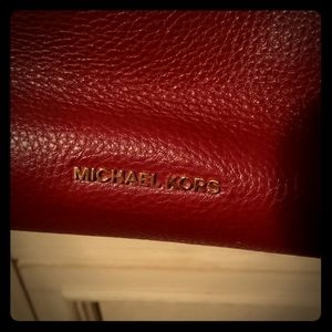 MICHAEL KORS RED PURSE